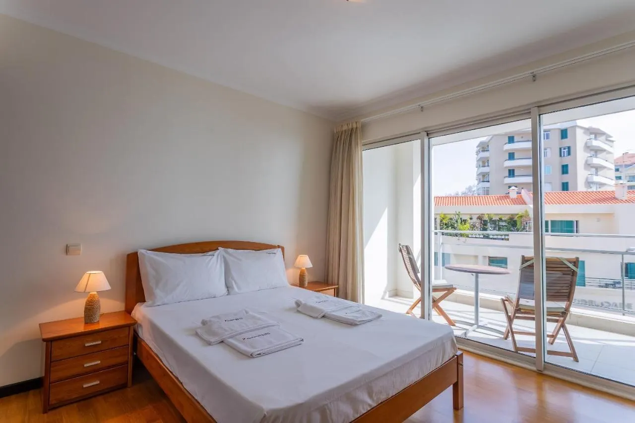 Flh Funchal Balcony Apartment With Sea View  Funchal (Madeira)