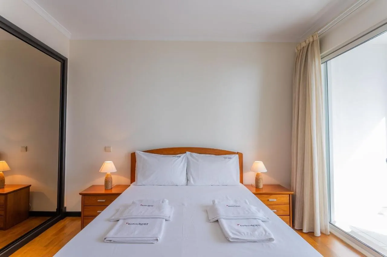 Flh Funchal Balcony Apartment With Sea View 0*, Funchal (Madeira)